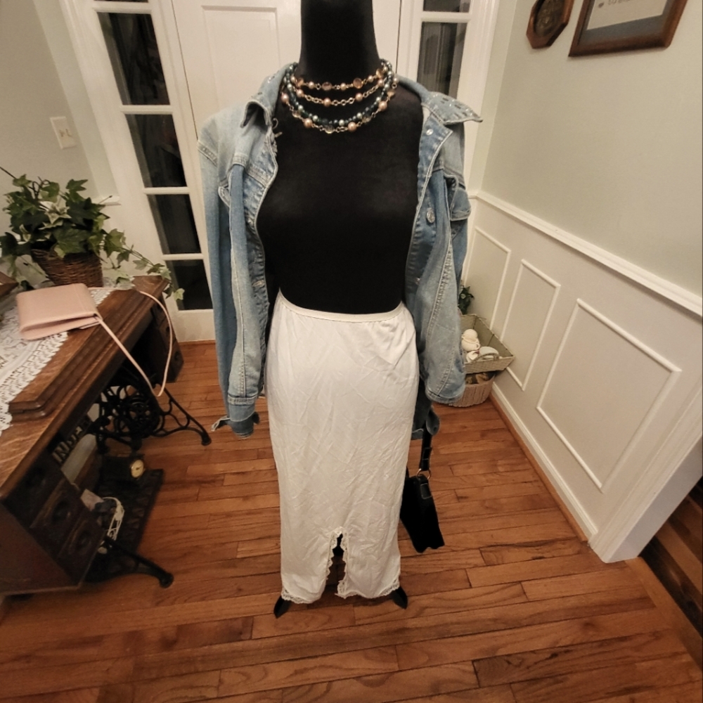Cream Slip Maxi Skirt with Lace Trim size Small